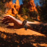 AGATE WILDFLOWER BRACELET