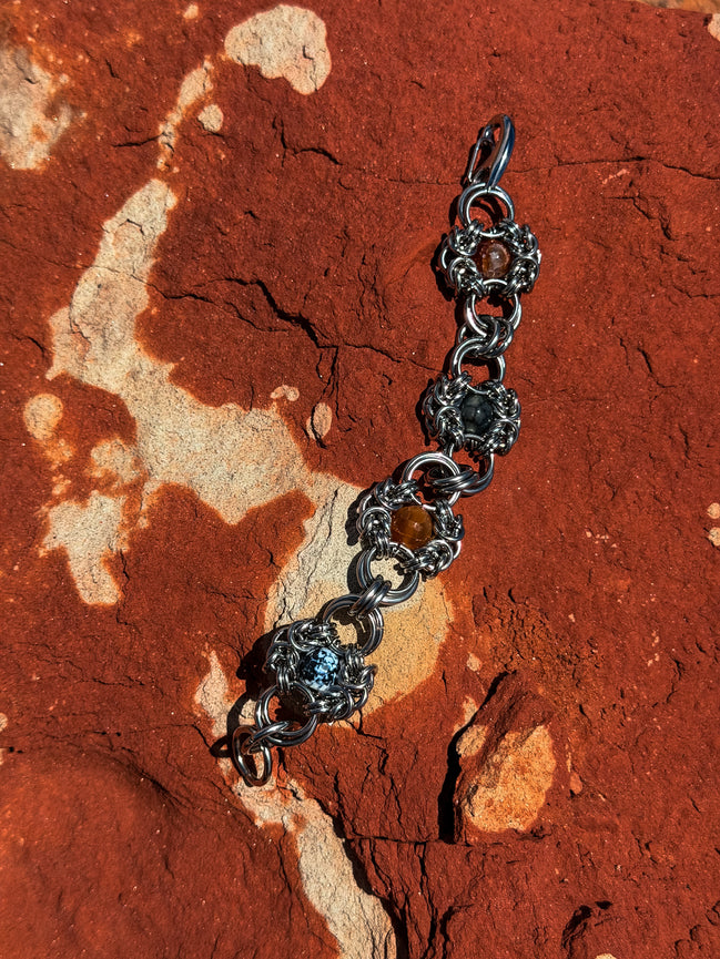 AGATE WILDFLOWER BRACELET