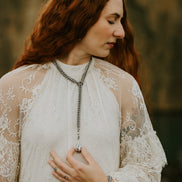 ARCTIC QUEEN TIE NECKLACE