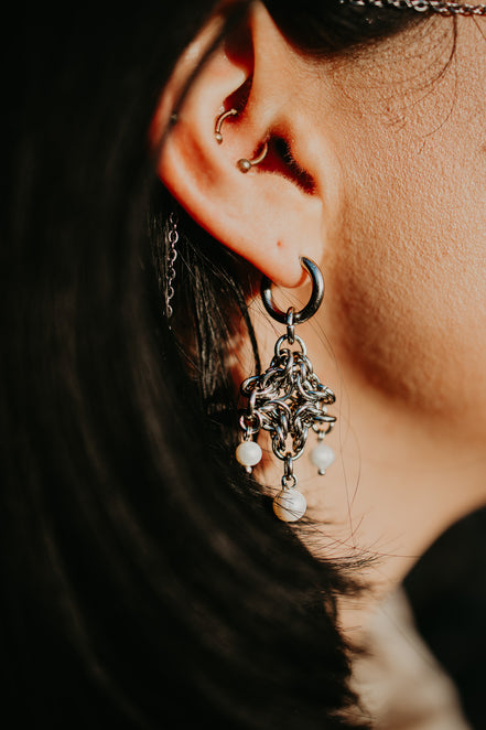 WHITE FLAME  EARRINGS