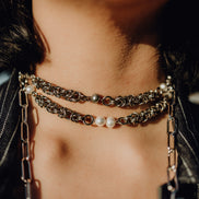 MOON CHOKER