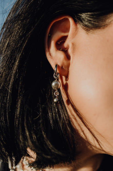 LUNAR KESHI EARRINGS