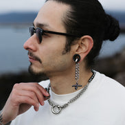 GRAVITY NECKLACE