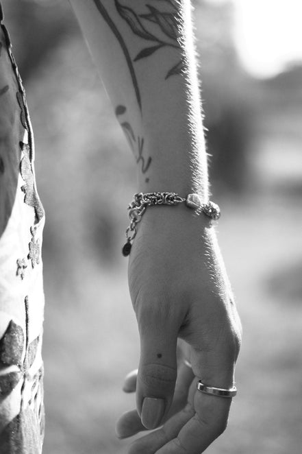 LUNAR KESHI BRACELET