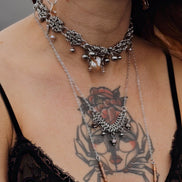 UMBRA CHOKER & EARRINGS SET