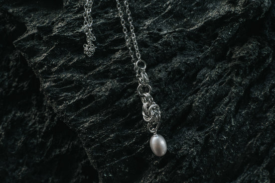 RAIN DROP NECKLACE