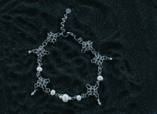 SNOWDROP CHOKER