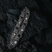 WHITE FLAME CHOKER