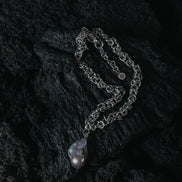 OCEAN  PEARL NECKLACE
