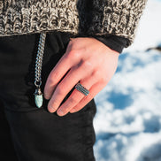 ARCTIC CRYSTAL TIE NECKLACE